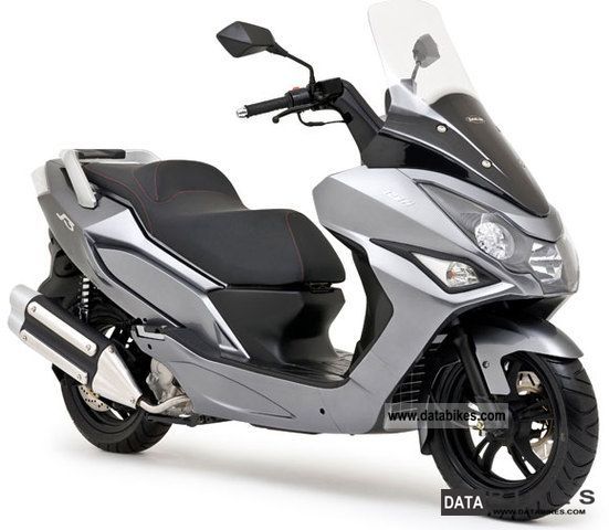 daelim__daelim_s3_125_fi_125cc_scooter_anthracite_me_2011_1_lgw.jpg