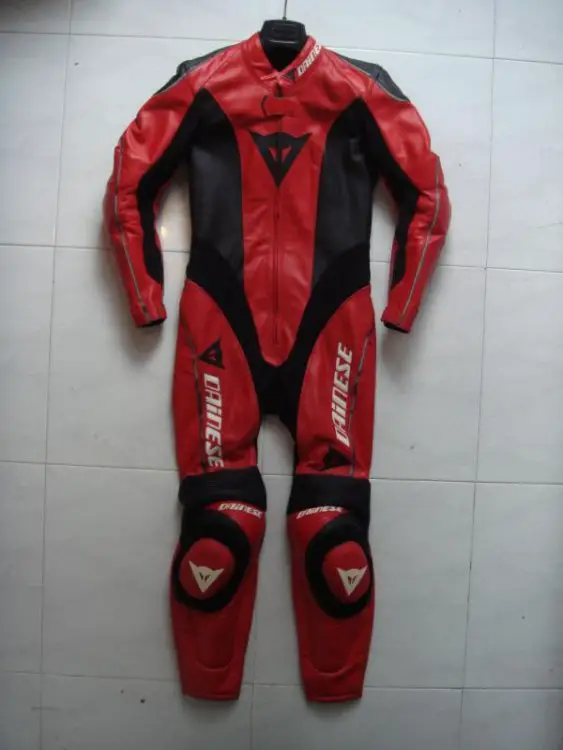 Dainese Full Suit front.jpg