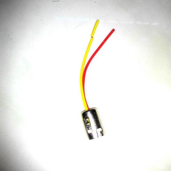 1157_bulb_socket_1441449824_9849dce7.jpg