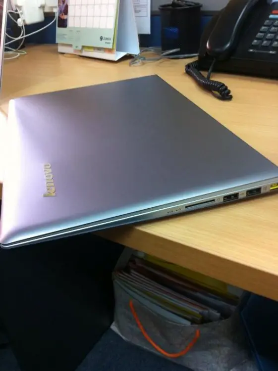 lenovo 2.jpg