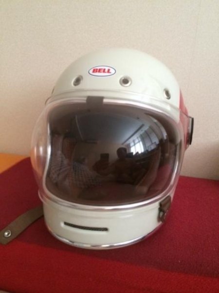 Red white Bullit.jpg