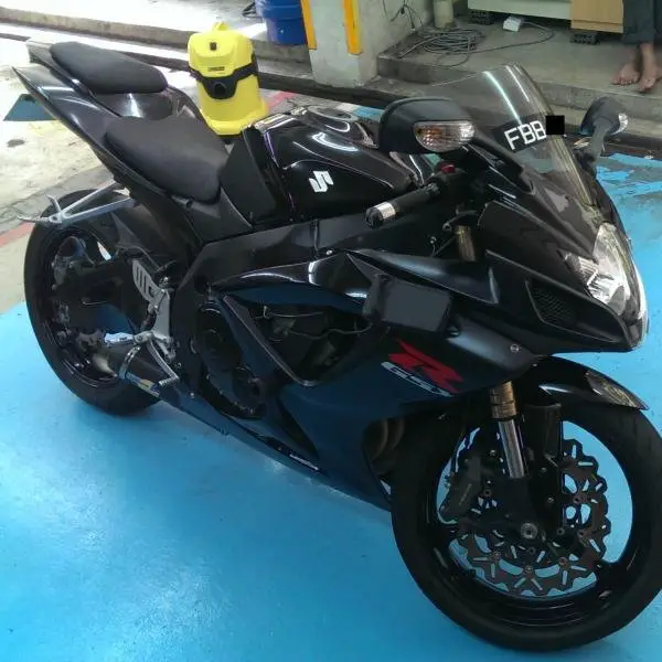 gsxr z2.jpg