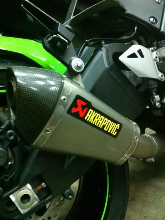 ZX10'11 Exhaust.jpg
