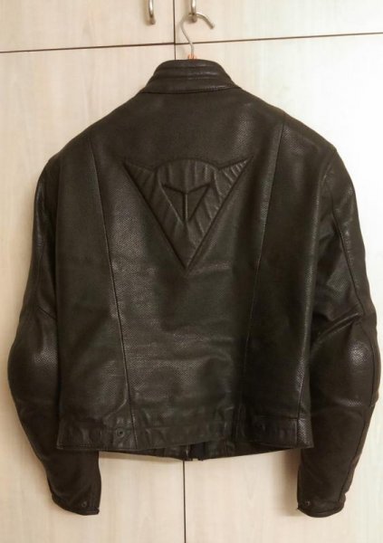 ladies jacket 1.jpg