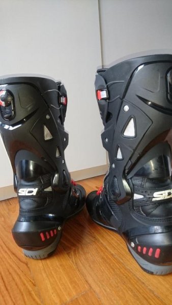 SIDI Vor Air Back.jpg