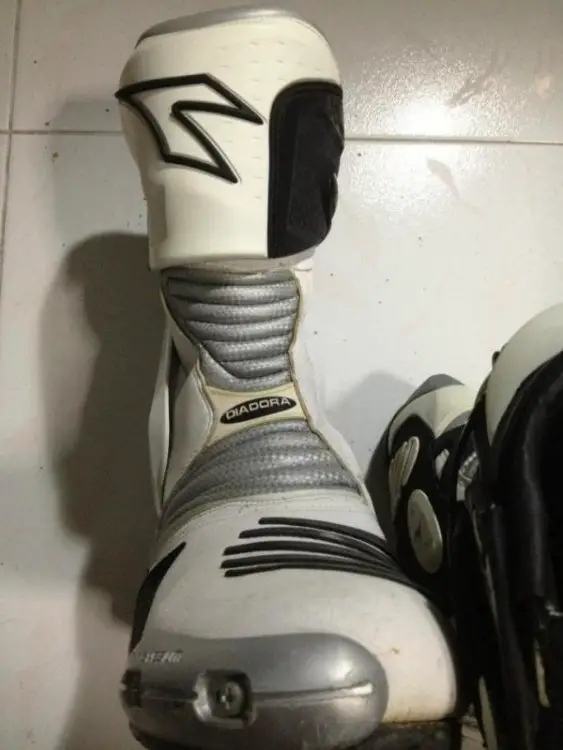 197604_10151214558139819_1101734369_n.jpg