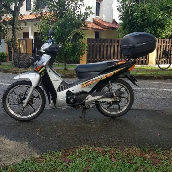 Honda Wave_01.jpg