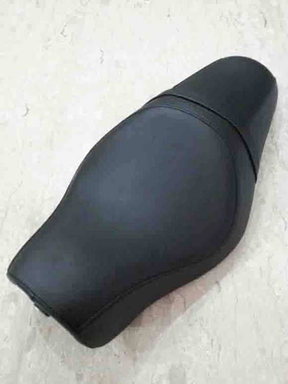 Sportster Seat 3.jpg
