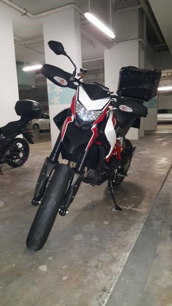 ducati 2.jpg
