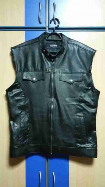vest 2.jpg