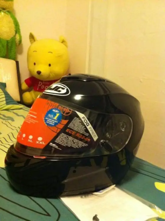 HJC Helmet.jpg