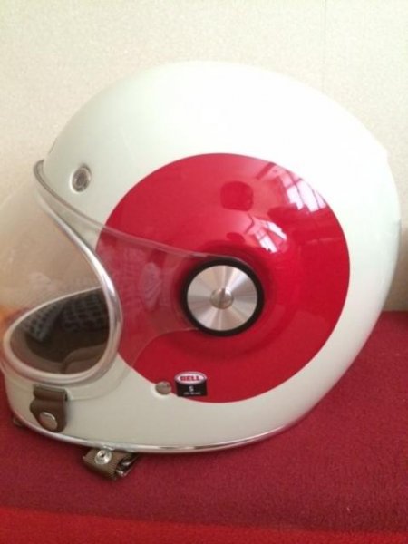 Red white Bullit 2.jpg
