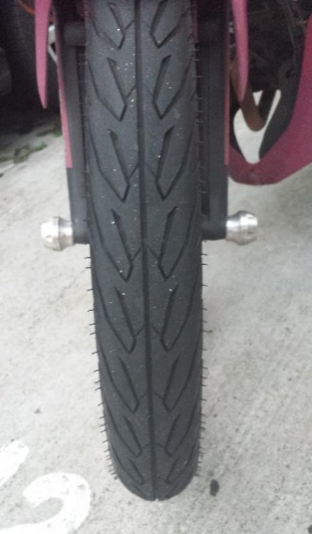 Close up front View of Sliders.jpg