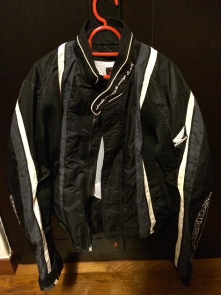 Black1.jpg