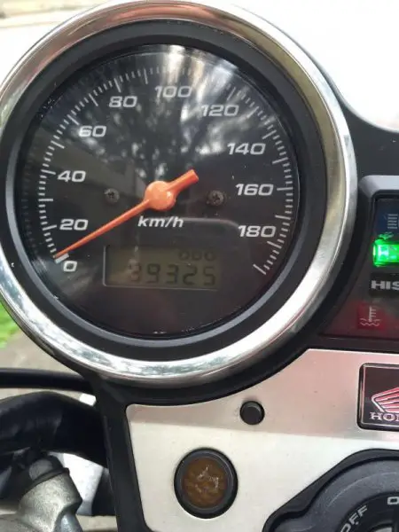 CB400_02.jpg