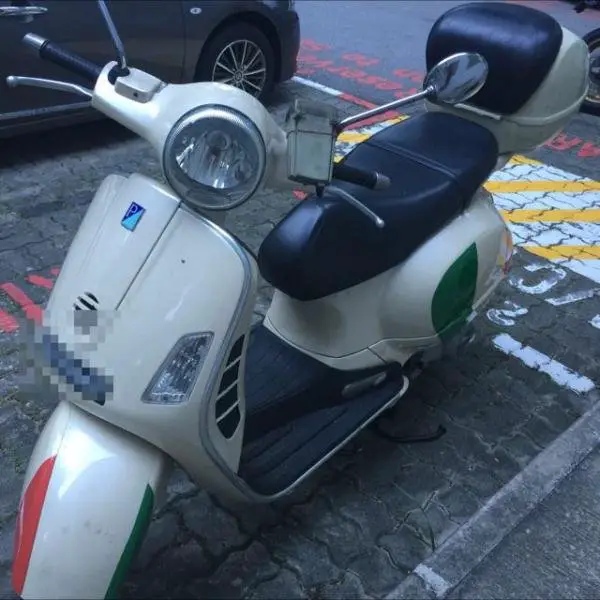 GT200_1.jpg