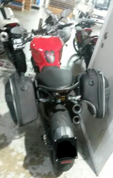 M1200_2.jpg