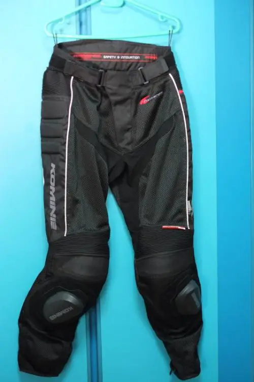 Pants.jpg