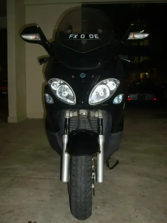 SL702992.jpg