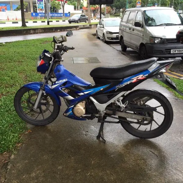 SUZUKI_01.jpg