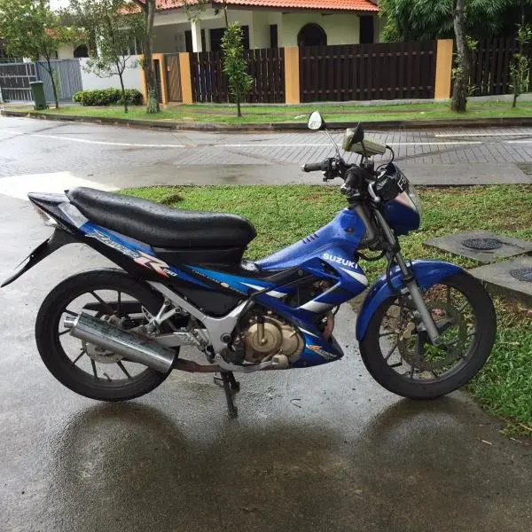 SUZUKI_02.jpg