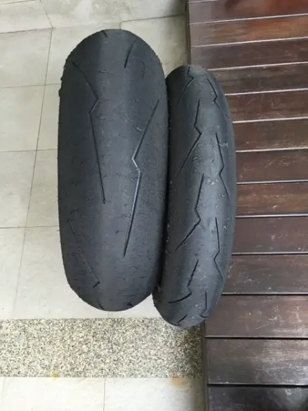Tyre12.jpg