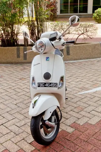 Vespa_2.jpg