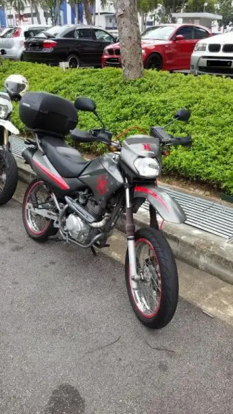 XR125b.jpg