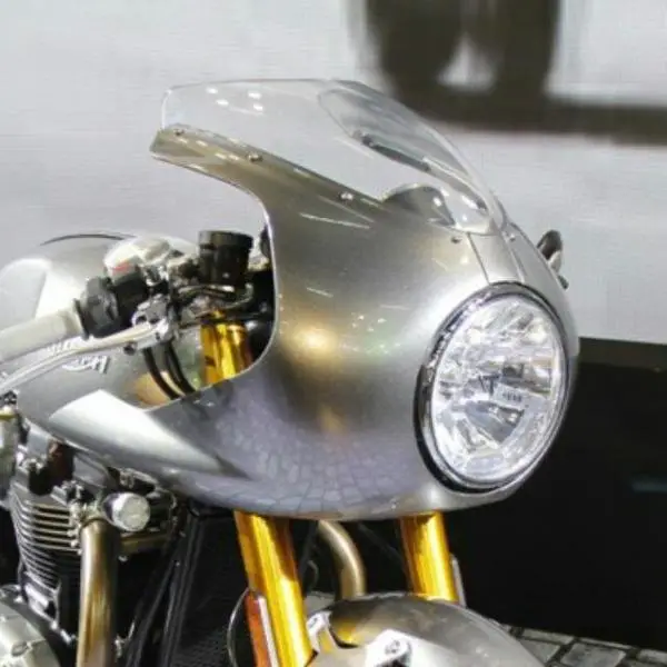 almost_new_triumph_thruxton_r_1471410025_d36cade7.jpg
