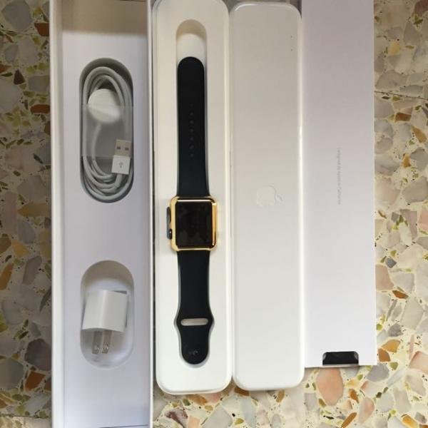 apple_iwatch_42mm_grey_1466994595_2fd45980.jpg