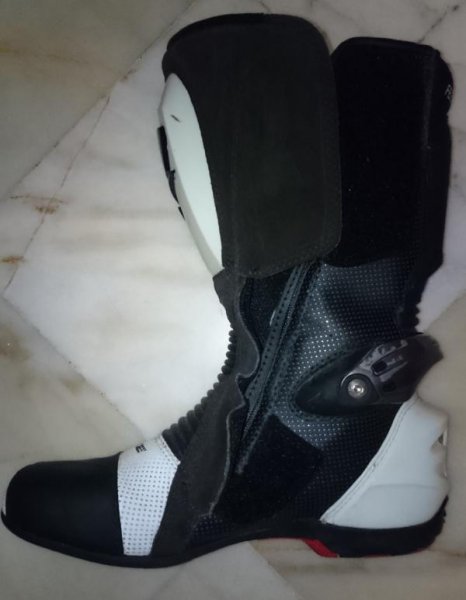 boot5.jpg