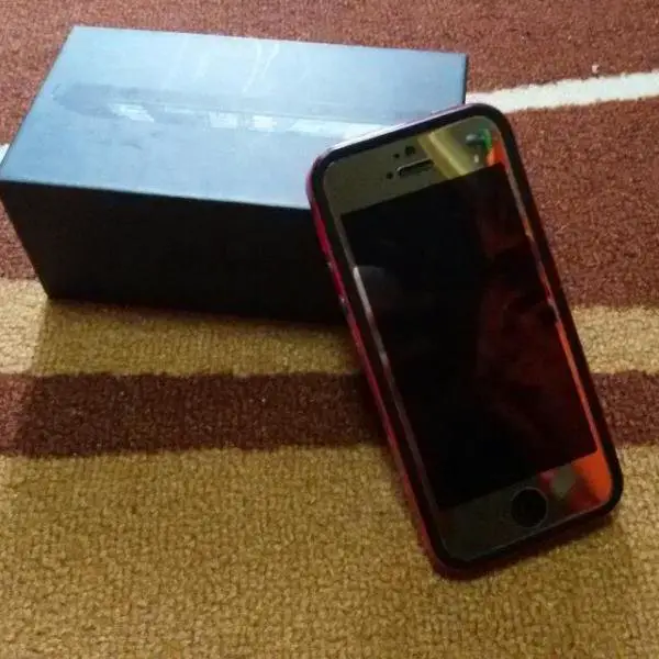 carousell_1412675376221_0.jpg