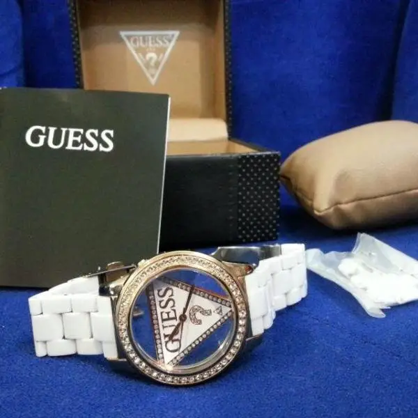 carousell_1413771685358_1.jpg