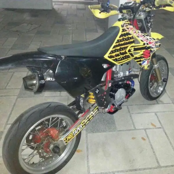 carousell_1415478021662_0.jpg
