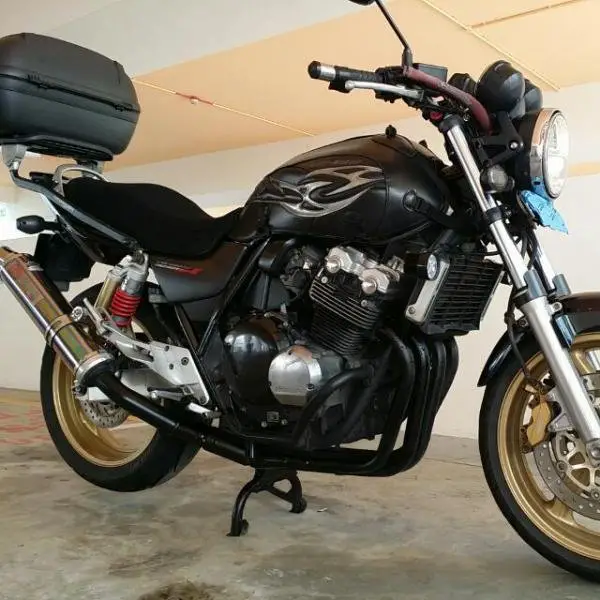 carousell_1426476988216_0.jpg