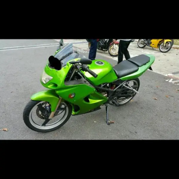 carousell_1427110472426_0.jpg