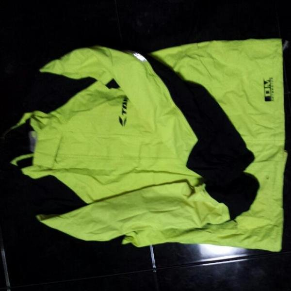 carousell_1428407303567_0.jpg