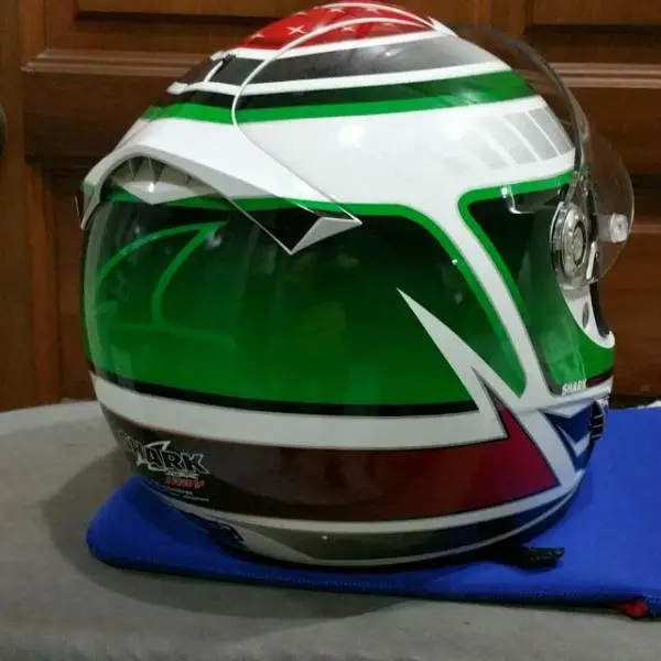 carousell_1431104198330_2.jpg