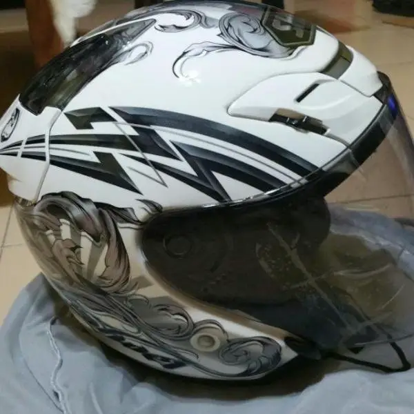 carousell_1434384883555_2.jpg