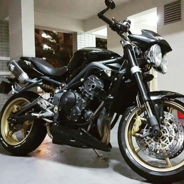 carousell_1448374014820_0.jpg