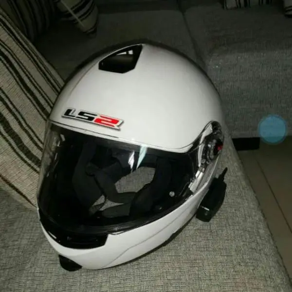 carousell_1450399989232_1.jpg