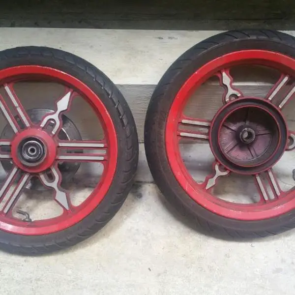 carousell_1452829165167_0.jpg