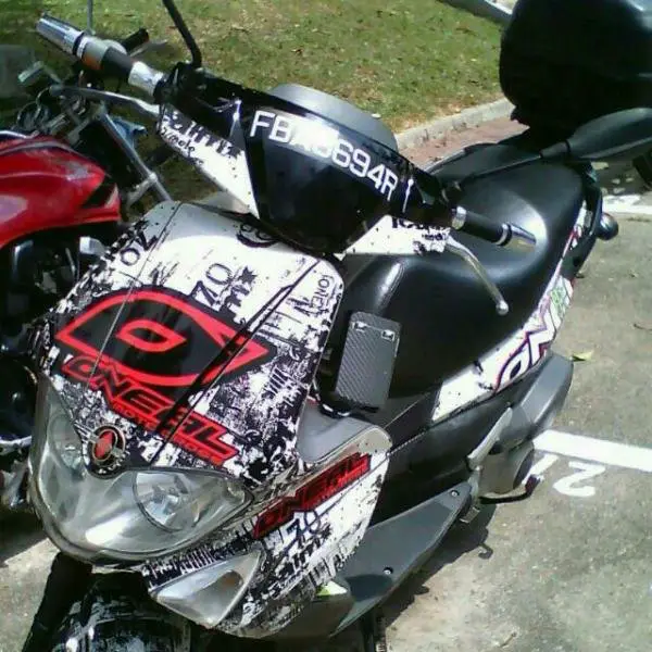 carousell_1455725118565_1.jpg