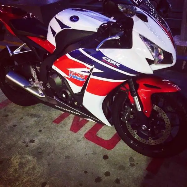 cbr1000.jpg