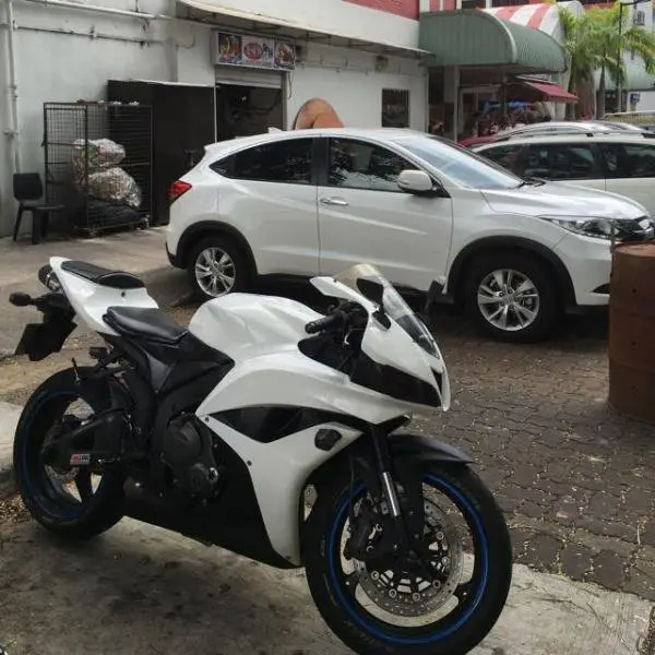 cbr_600_rr_07_1459087688_f74d23ca.jpg