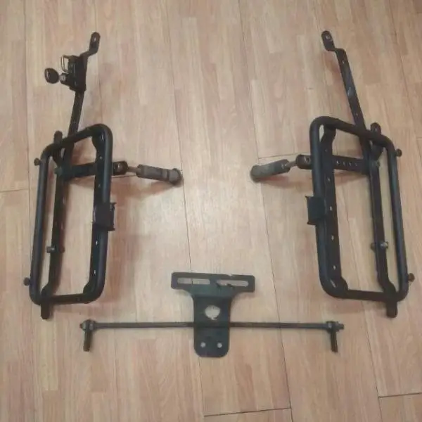custom_side_rack_for_vfr800_1490446170_847180df.jpg