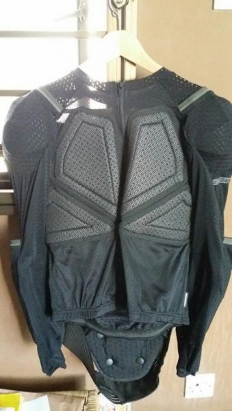 dainese-mesh2.jpg