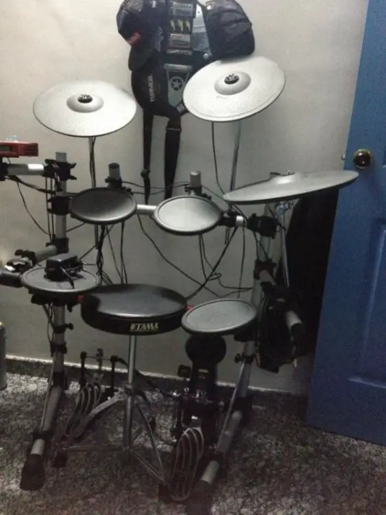 drums2.jpg