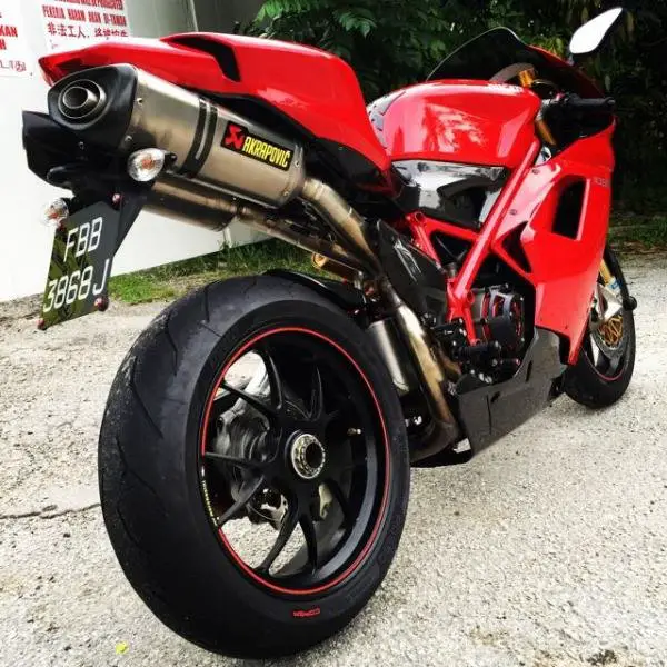 ducati_1098s_2.jpg