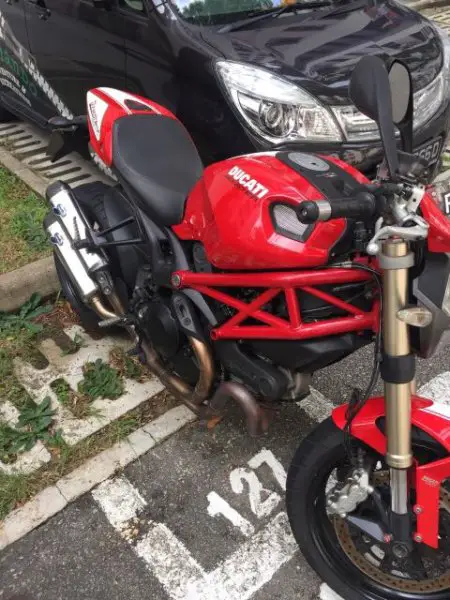 ducati_monster_1100evo_1546593758_d509544b.jpg